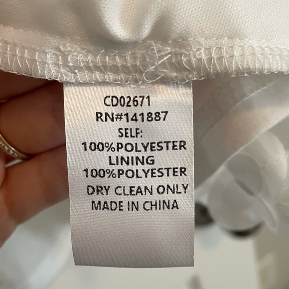 Bridal floral applique white dress by TCEC - Picture 5 of 6